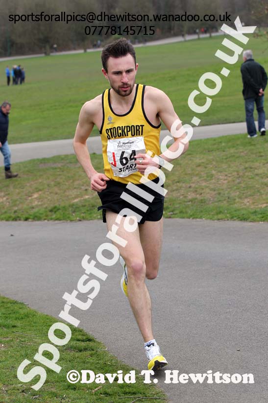 Patrick Martin (Stockport) on the 8th leg of the senior mens 12 stage relay, 2014 Northern 12 and 6 Stage Relays, Heaton Park Manchester. Photo: David T. Hewitson/Sports for All Pics